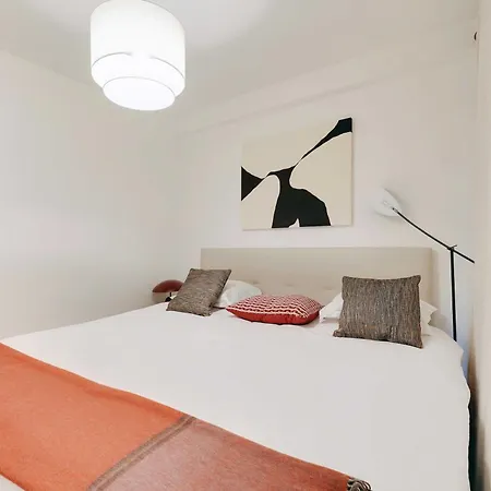 Appartamento Beautiful 2br 6p - Eiffel Tower Parigi